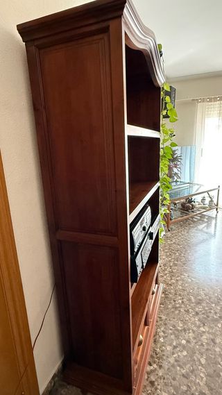 Estantería de madera maciza nogal