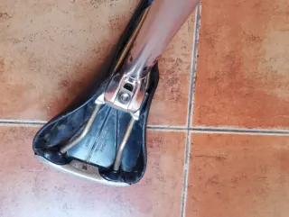 Tija de sillín KALOY + Sillin