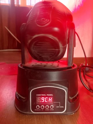 NLIGHTING Mini cabeza móvil LED 7x10W