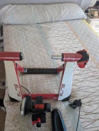 Ruedas XCR 7400 SLR + Rodillo Elite Novo