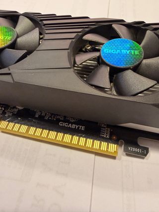 Gigabyte GTX 1650 D6 Gráfica