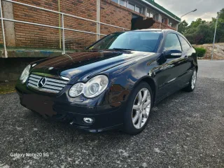 Mercedes-Benz c320 V6 2005