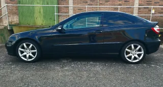 Mercedes-Benz c320 V6 2005