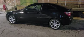 Mercedes-Benz c320 V6 2005