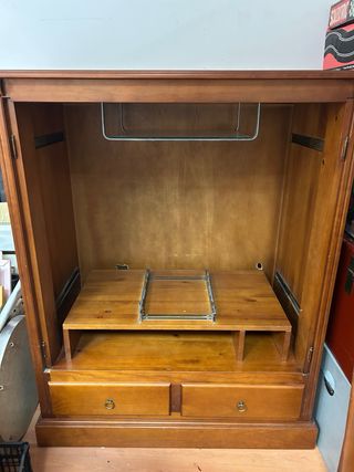 Mueble TV de madera precioso