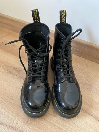 Botas Dr. Martens charol negras