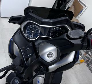 Yamaha X-MAX 400cc Scooter
