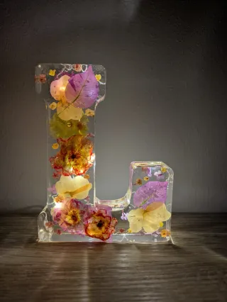 Lámpara personalizada de la Letra elegida