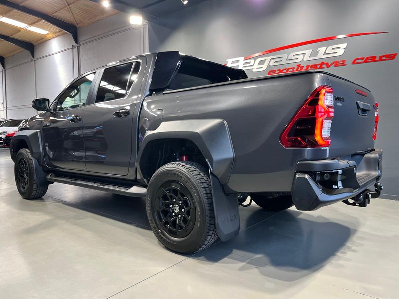 Toyota Hilux 2025, foto 3