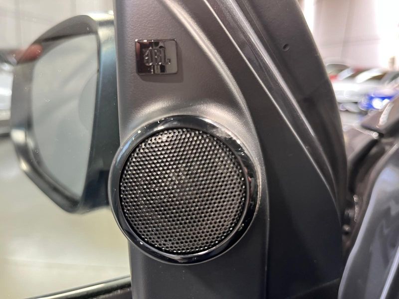 Toyota Hilux 2025, foto 24