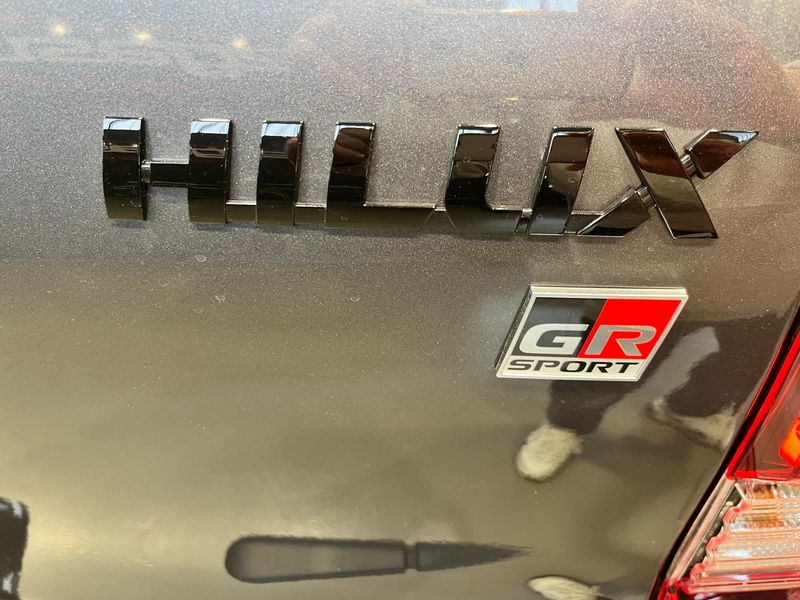 Toyota Hilux 2025, foto 12