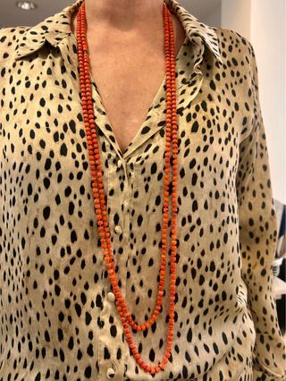 Collar Coral Naranja Antiguo