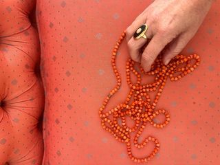 Collar Coral Naranja Antiguo