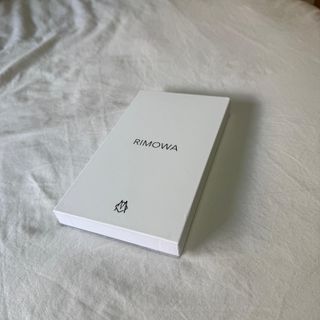 Funda iPhone 16 Pro Rimowa