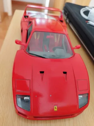 Ferrari F40 1:18