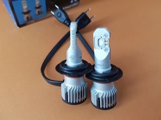 Bombillas LED Philips H7-LED Ultinon Pro6000