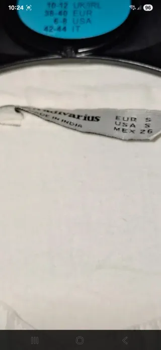 Blusa Stradivarius blanca con puntilla S