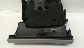 Guantera mercedes-benz clase b b 200 cdi 307607