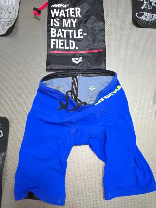 Bañador Arena Carbono Azul Talla