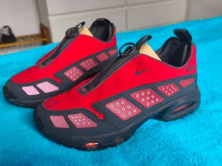 Nike Air SNDR Gore-Tex Rojas