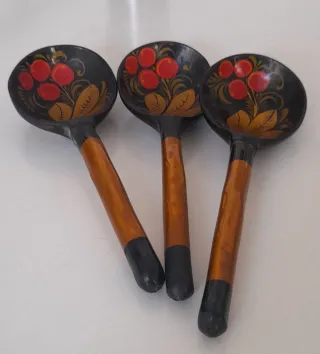 3 Cucchiai di Legno Russi Dipinti