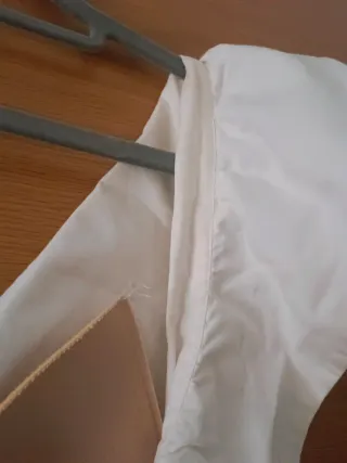 Vestido blanco con volantes