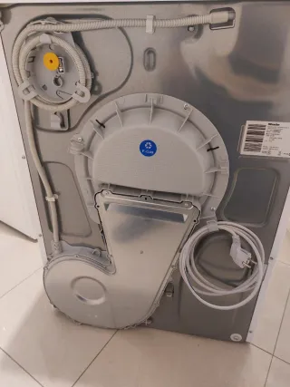 Secadora Miele T1 Classic, para piezas.