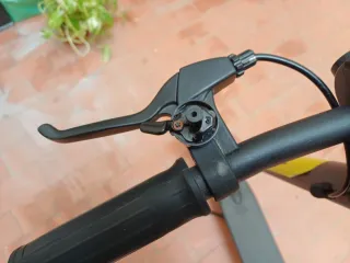 Patinete Eléctrico Cecotec Bongo