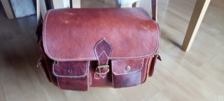 Bolso bandolera de cuero marrón unisex