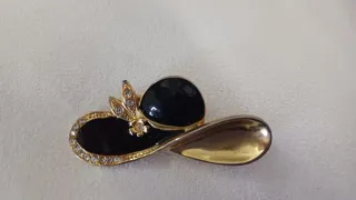 Spilla vintage cappello nero e oro