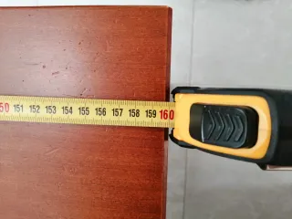 Mesa de comedor de madera