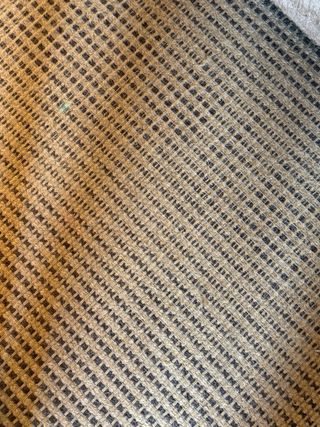 Alfombra textil beige y negra 2.10x3.70m