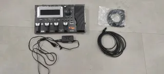 Guitarra Godin + Módulo Roland GR55