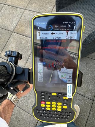 GNSS GPS Meridian con laser y replanteo virtual