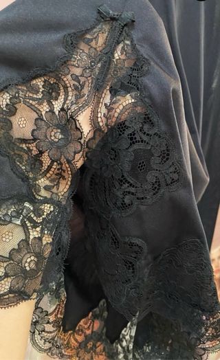 Camisón lencero corto con encaje