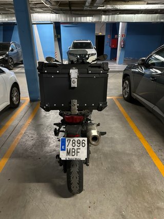 BMW F750GS 2022 TRIPLE BLACK (77 CV)