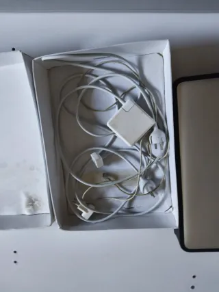 Apple MacBook Pro Plata