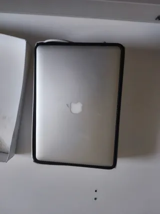 Apple MacBook Pro Plata