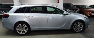 Opel Insignia Tourer 2016 (PEGATINA C)