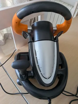 Volante PS4 + Juego WRC 10