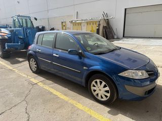 Renault Megane 2 2008 pegatina B