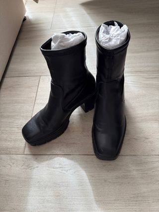 Botines plataforma Stradivarius Talla 37
