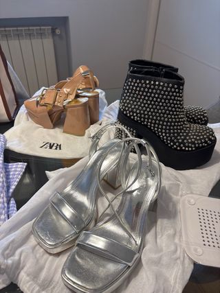 Lote 15 prendas de marcas varias.