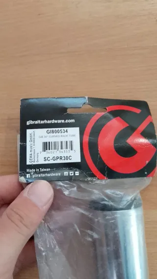 Tubo curvado