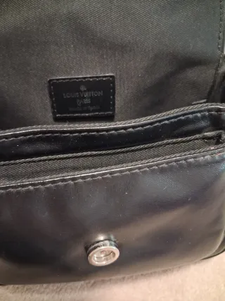 Bolso L V 1.1. Negro Piel