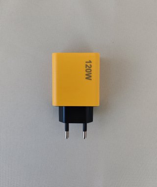 Cargador rápido 120W con 4 puertos USB - Nuevo