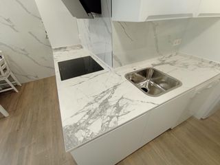 Encimeras de Cocina y Baño en Piedra Natural