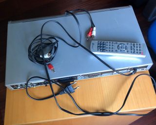 Reproductor DVD/CD gris