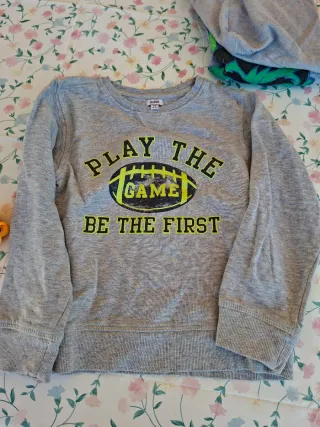 Lotto 2 felpe e 1maglietta Hot Wheels