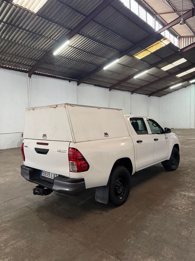 Toyota Hilux 2021